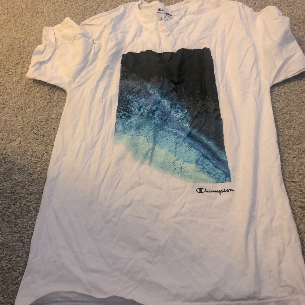 Men’s champion t-shirt